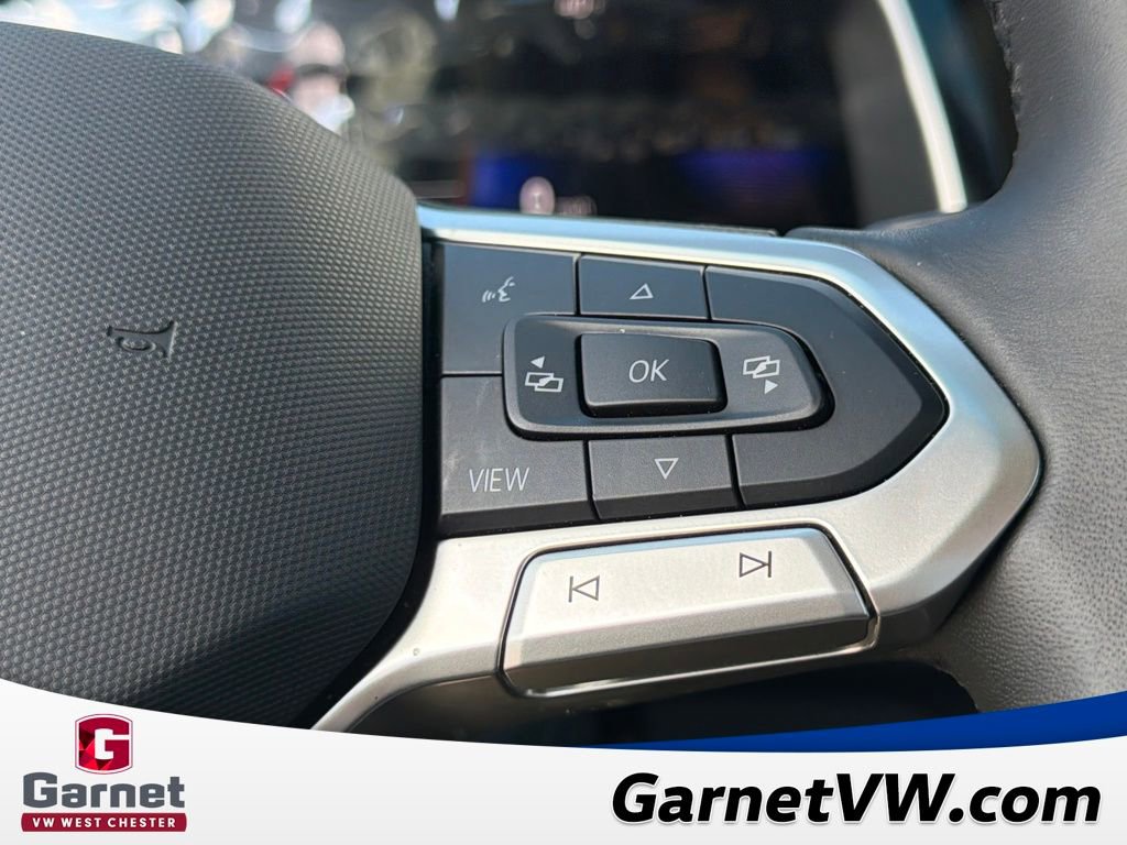 Certified 2023 Volkswagen Jetta SE image 32