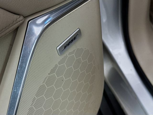 Used 2017 Cadillac Escalade ESV Luxury AWD/4WD image 19