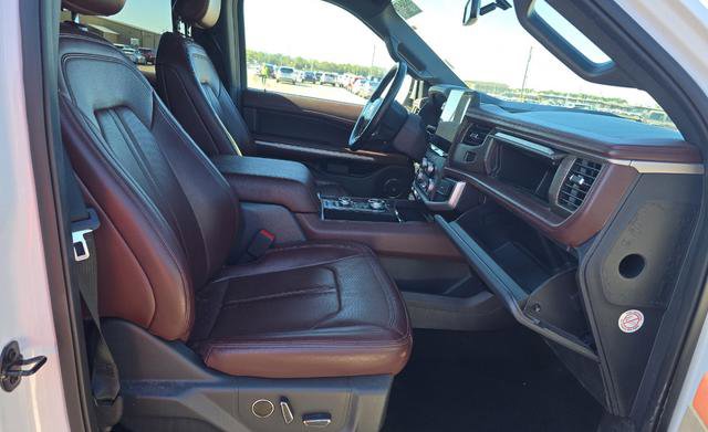 Used 2024 Ford Expedition Max Limited image 11