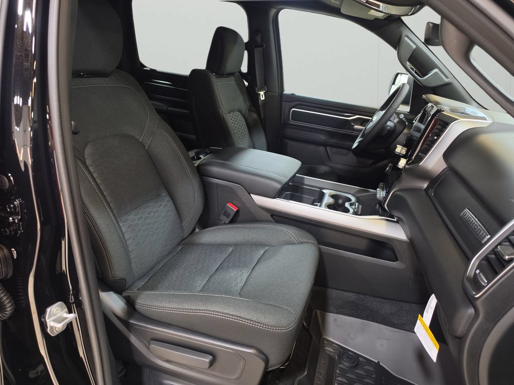 New 2027 RAM 1500 4x4 Crew Cab image 14