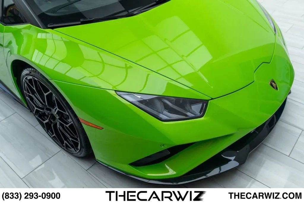 Used 2021 Lamborghini Huracan EVO RWD image 4