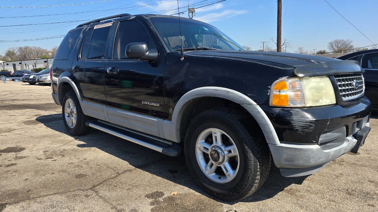 Used 2002 Ford Explorer XLT image 5