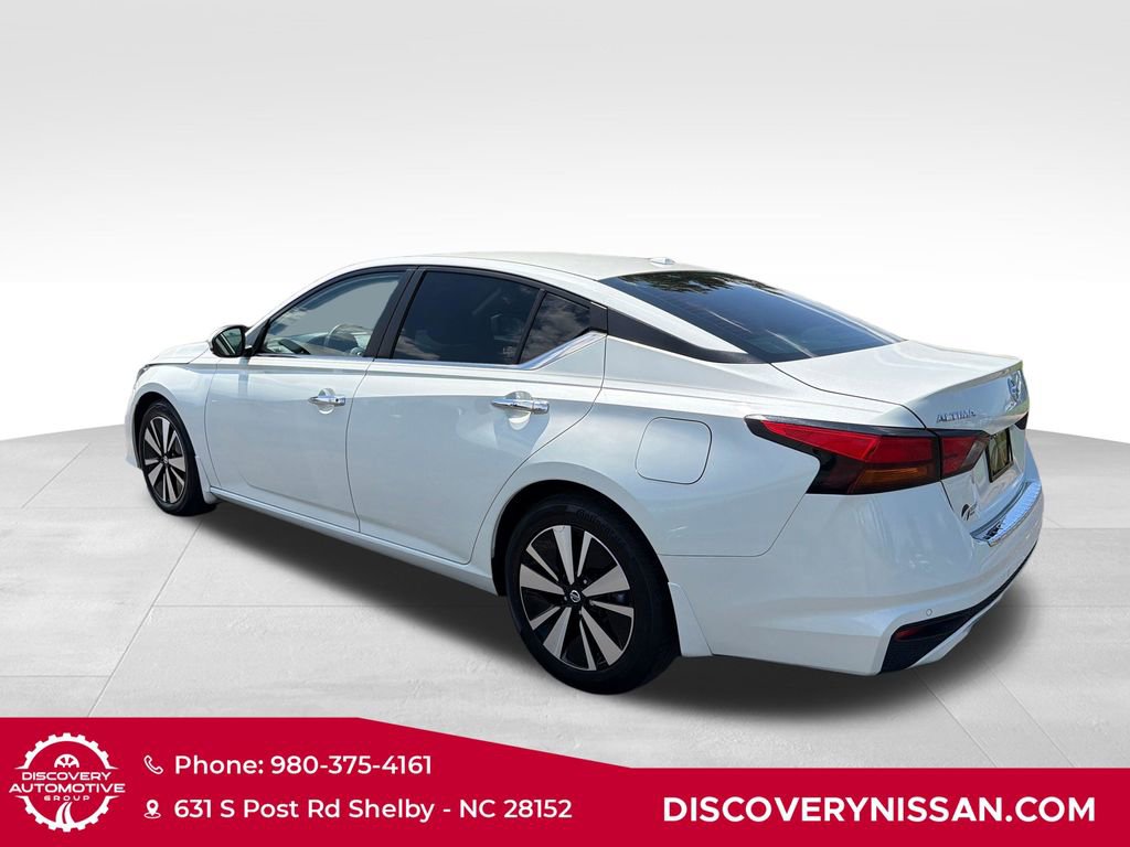 Certified 2021 Nissan Altima 2.5 SV w/ SV Premium Package FWD image 8