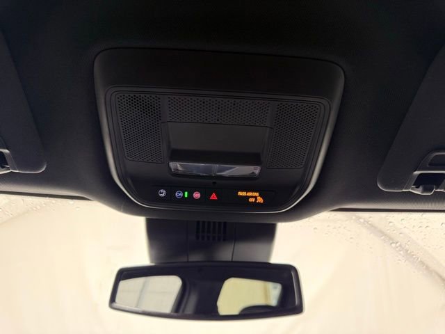 Used 2025 Chevrolet Silverado EV LT image 41