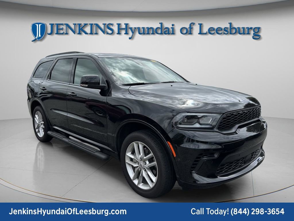 Used 2025 Dodge Durango GT image 1