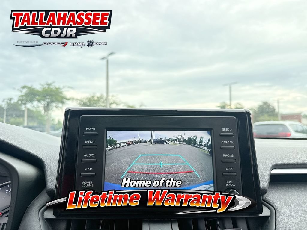 Used 2021 Toyota RAV4 LE FWD image 24