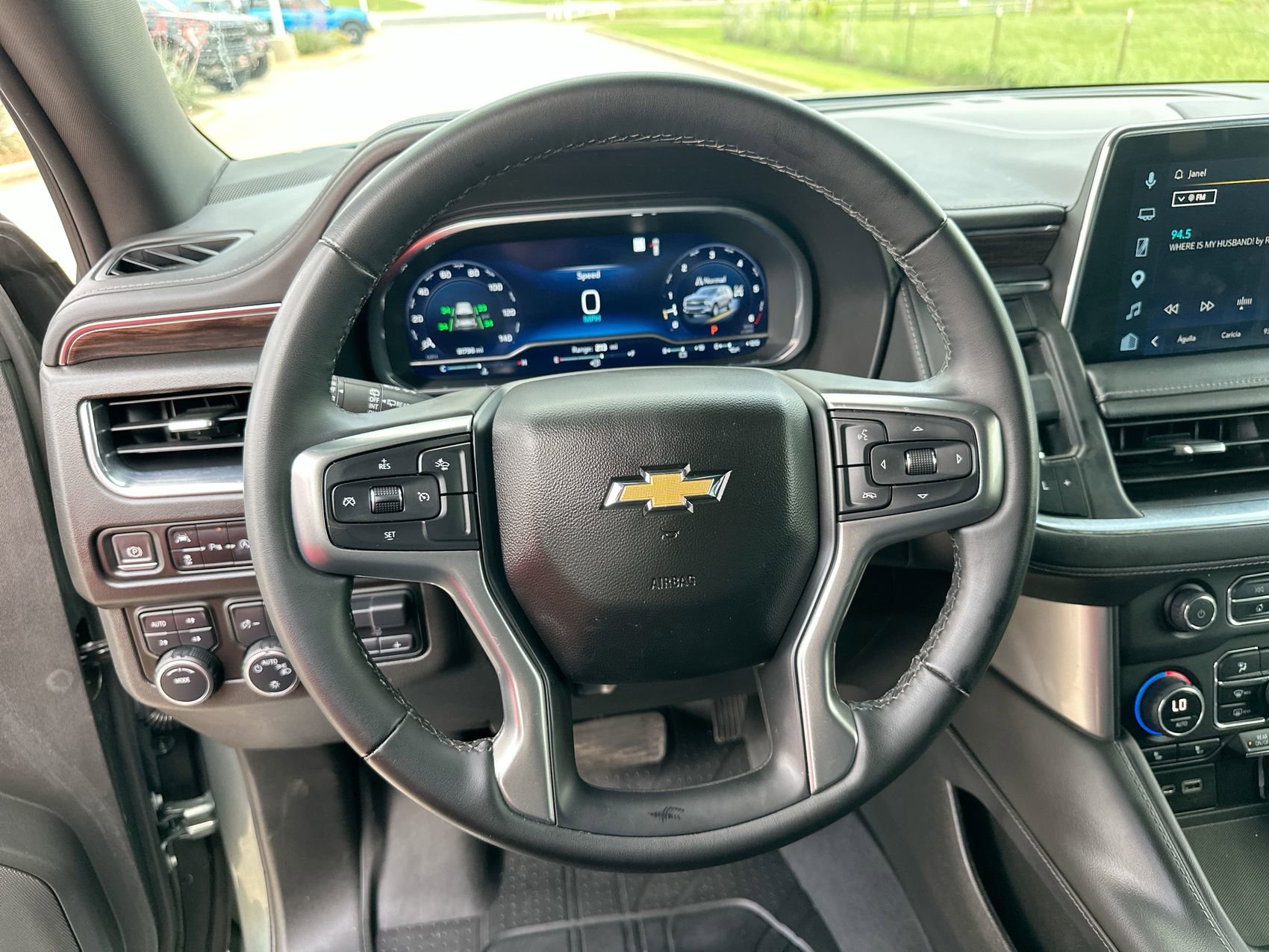 Used 2023 Chevrolet Tahoe LT w/ Max Trailering Package AWD/4WD image 14