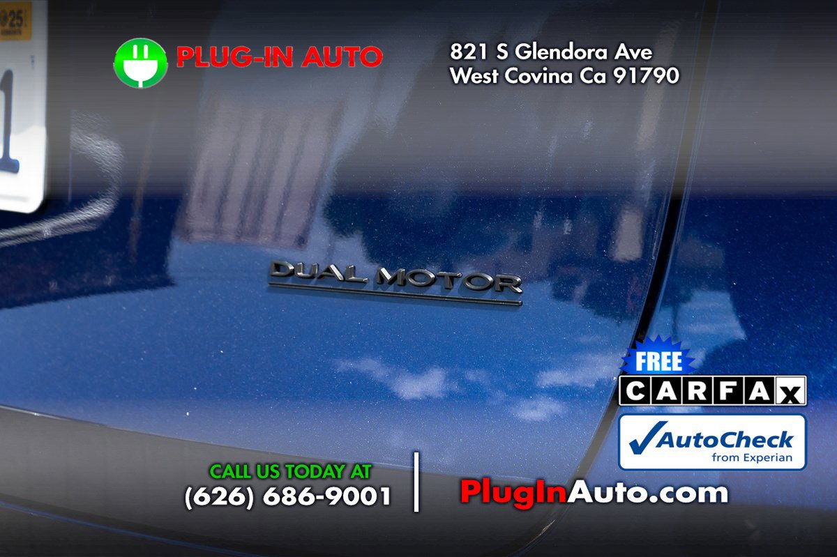 Used 2024 Tesla Model Y Performance image 5