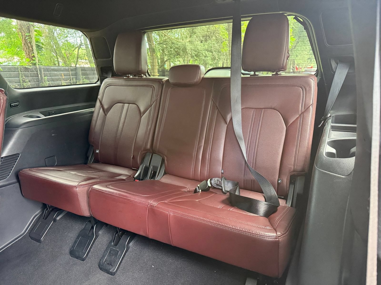 Used 2024 Ford Expedition Limited AWD/4WD image 29