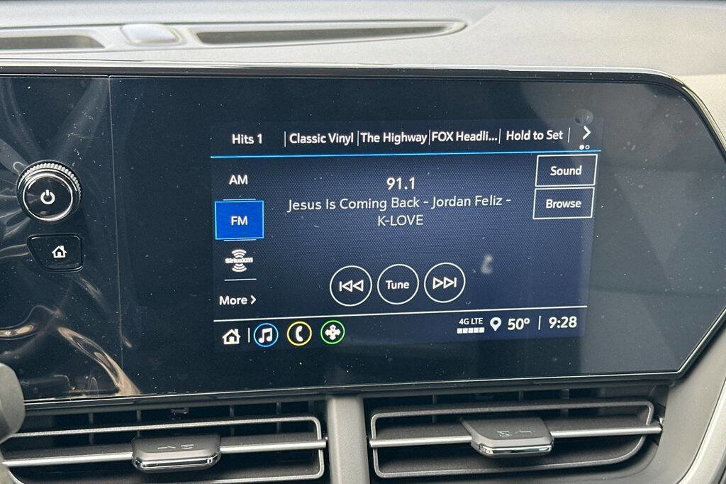 New 2026 Chevrolet Trax RS w/ Driver Confidence Package image 19