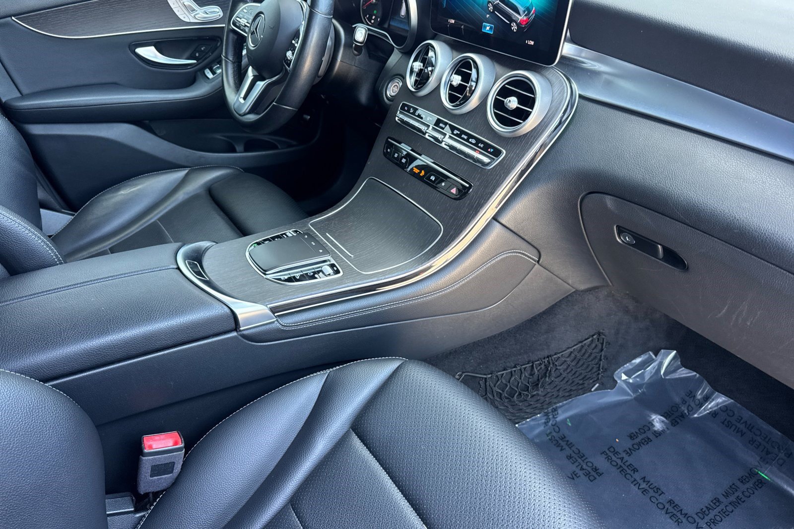Used 2020 Mercedes-Benz GLC 300 4MATIC image 33