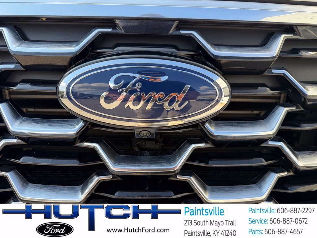Used 2025 Ford Explorer Platinum w/ Ultimate Package AWD/4WD image 12