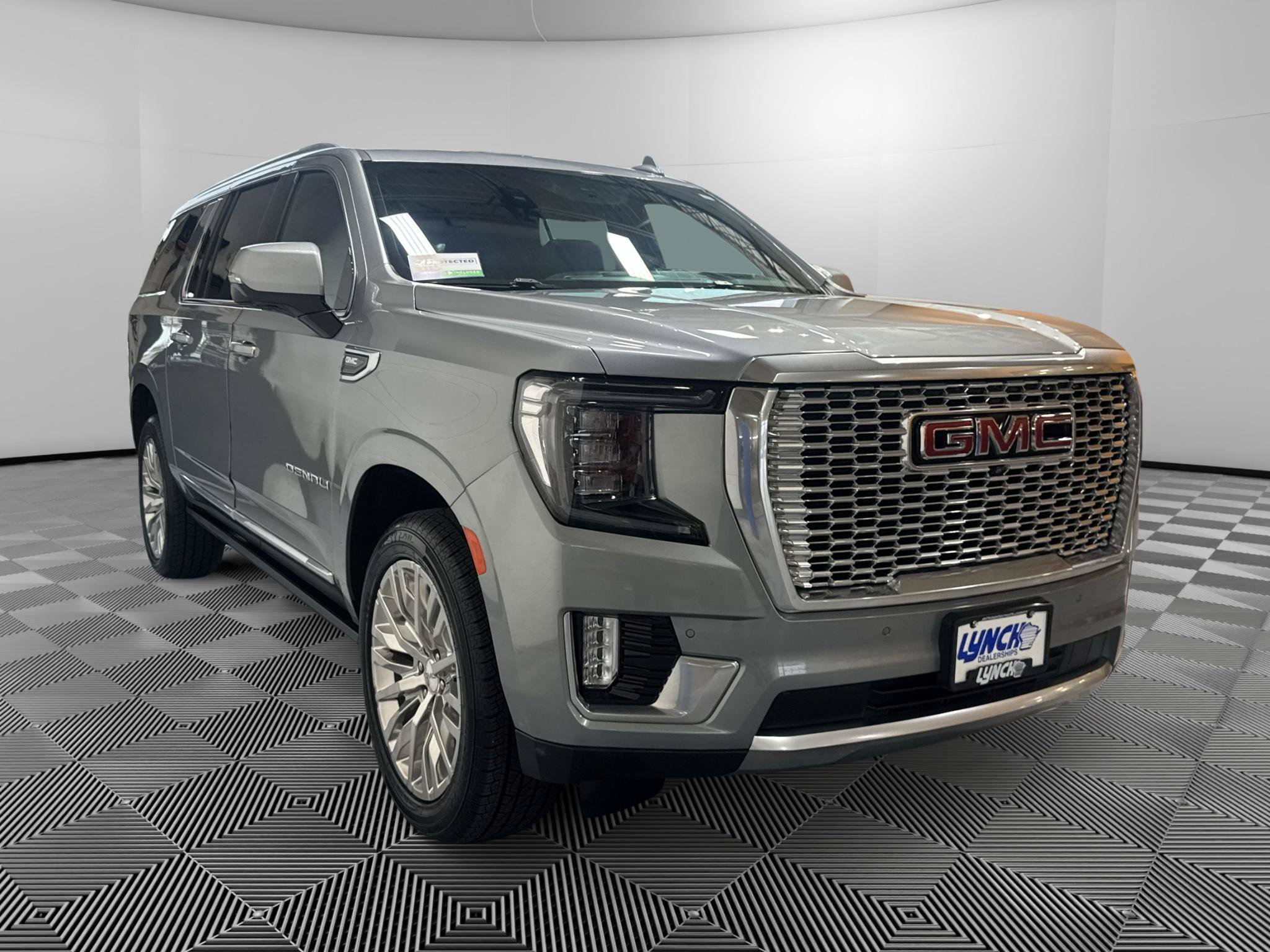 Used 2023 GMC Yukon XL Denali w/ Max Trailering Package AWD/4WD image 7