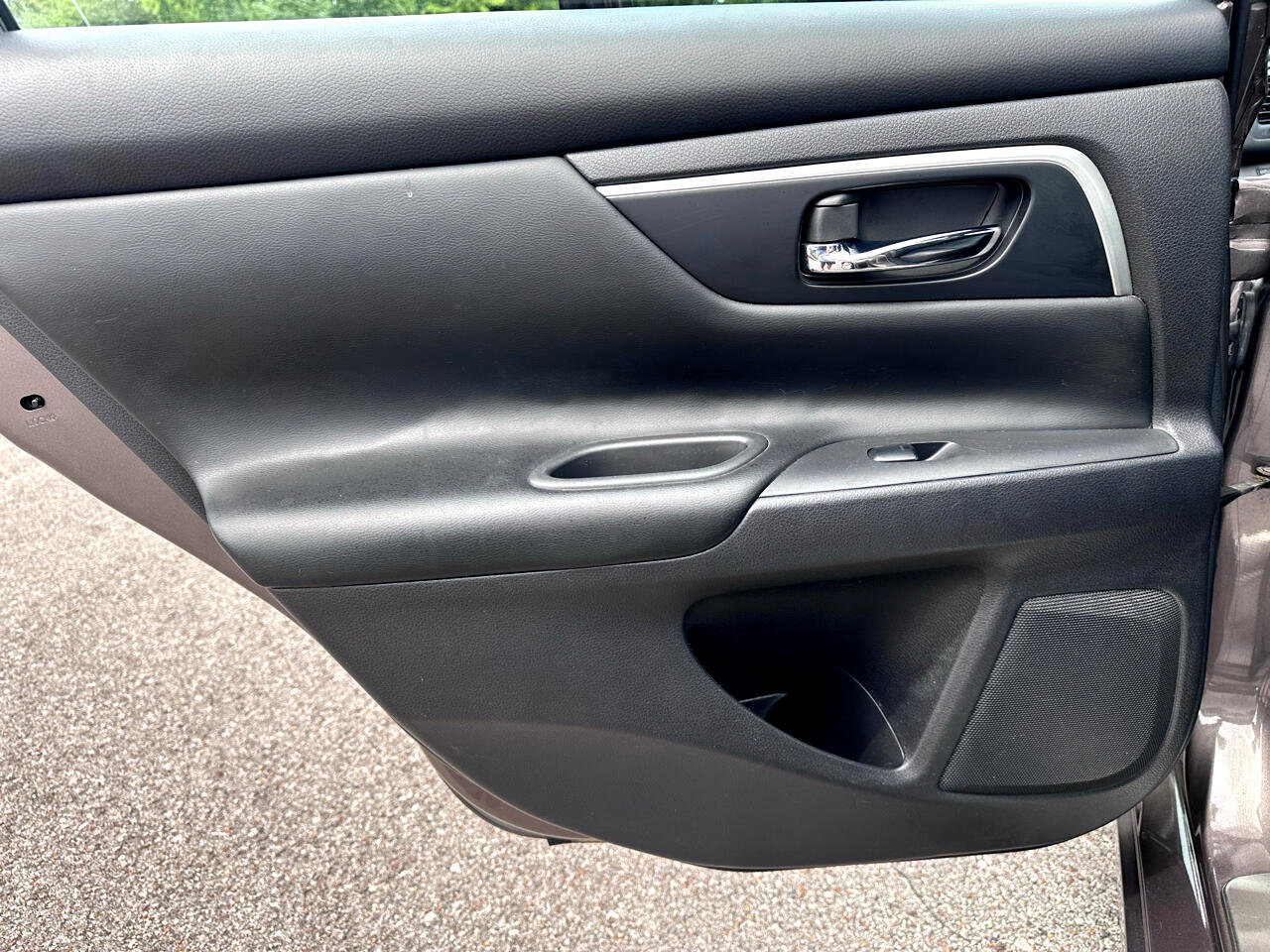 Used 2017 Nissan Altima 3.5 SL w/ 3.5SL Technology Package image 34