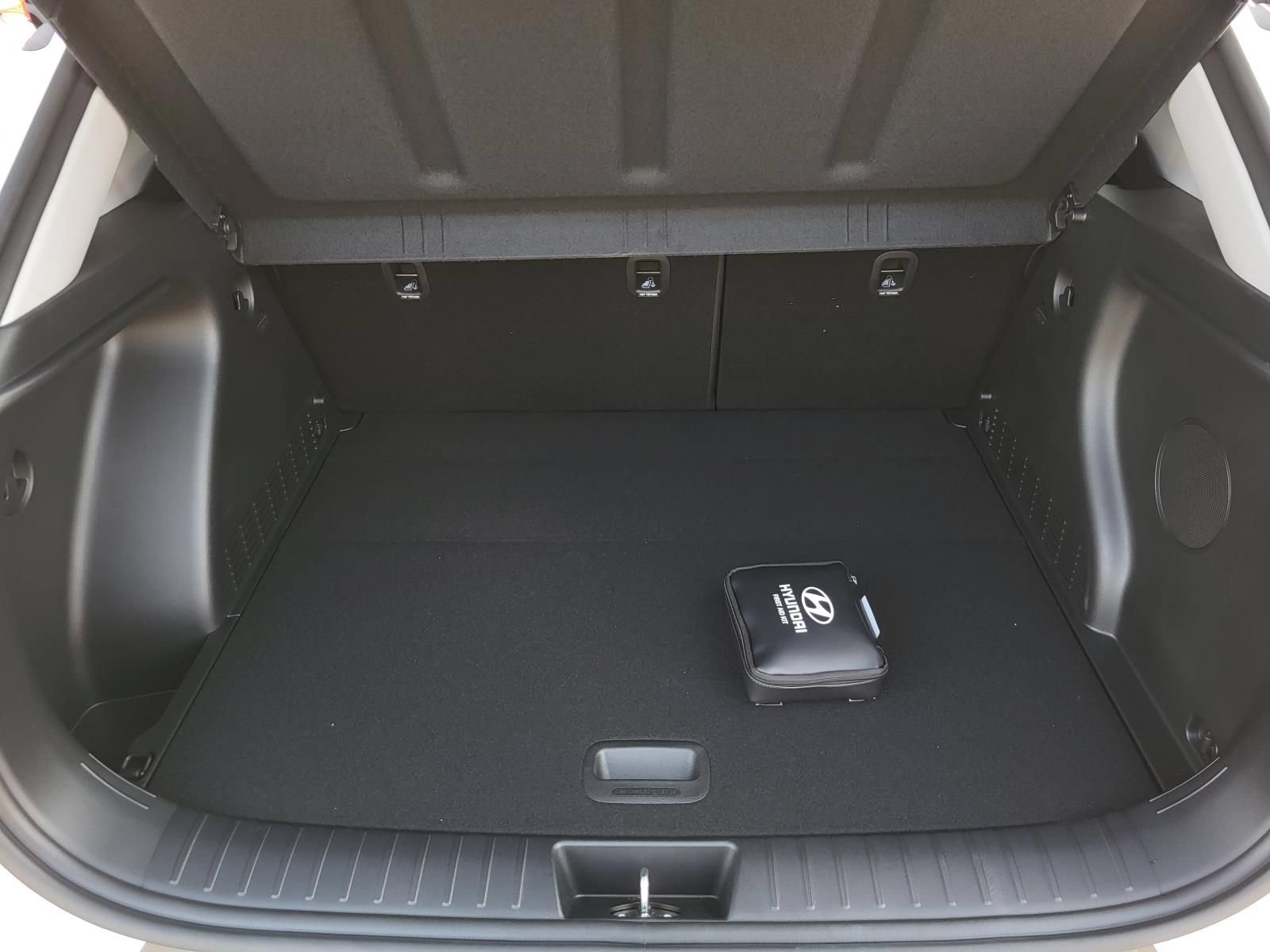 New 2026 Hyundai Kona Limited FWD image 10
