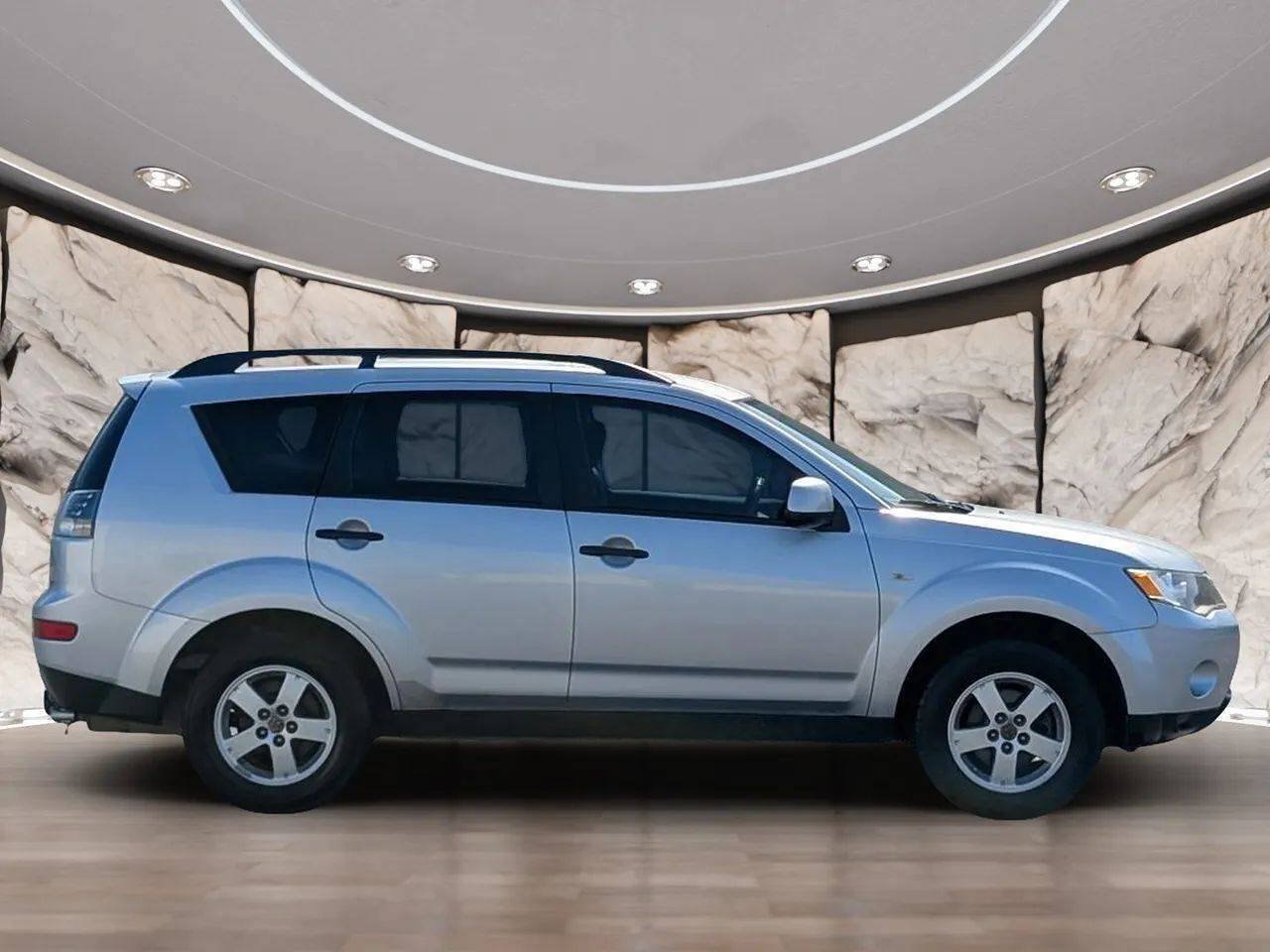 Used 2007 Mitsubishi Outlander LS AWD/4WD image 14