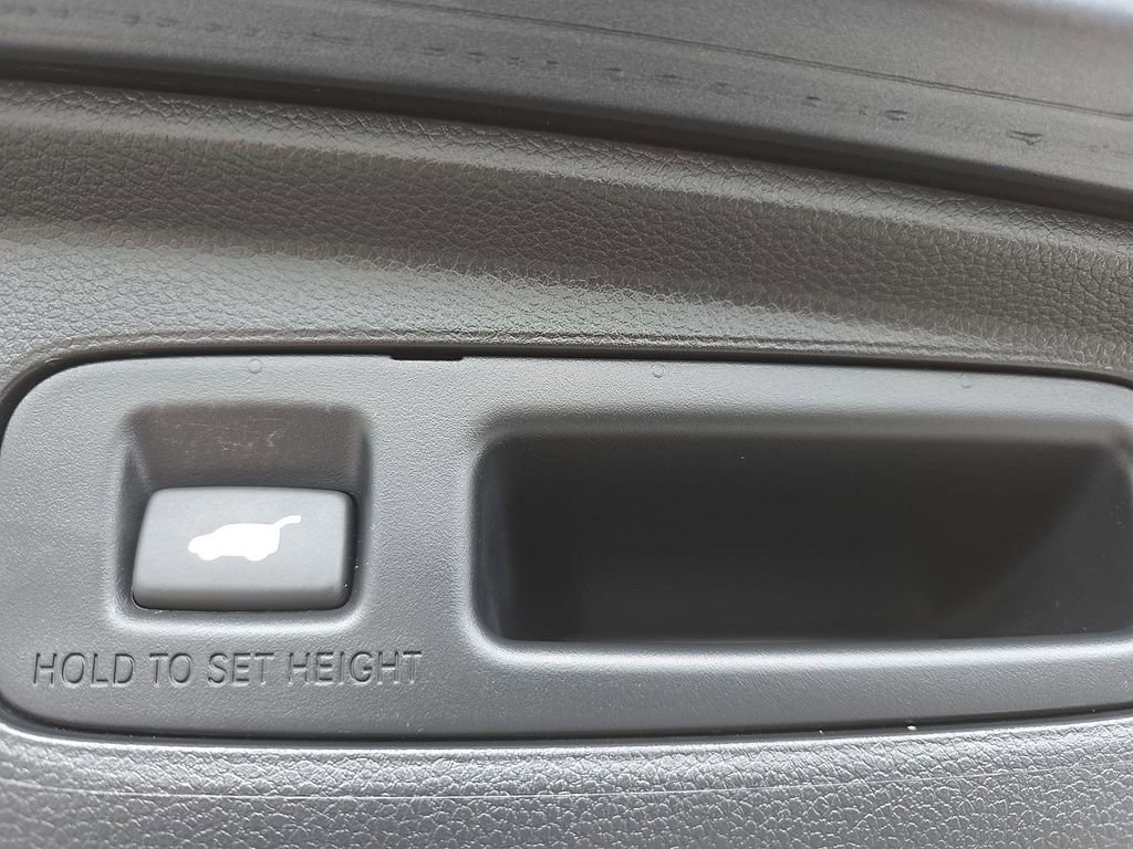 Used 2023 Honda CR-V Sport Touring image 23