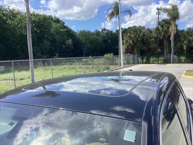 Used 2016 Porsche Cayenne w/ Premium Package AWD/4WD image 9