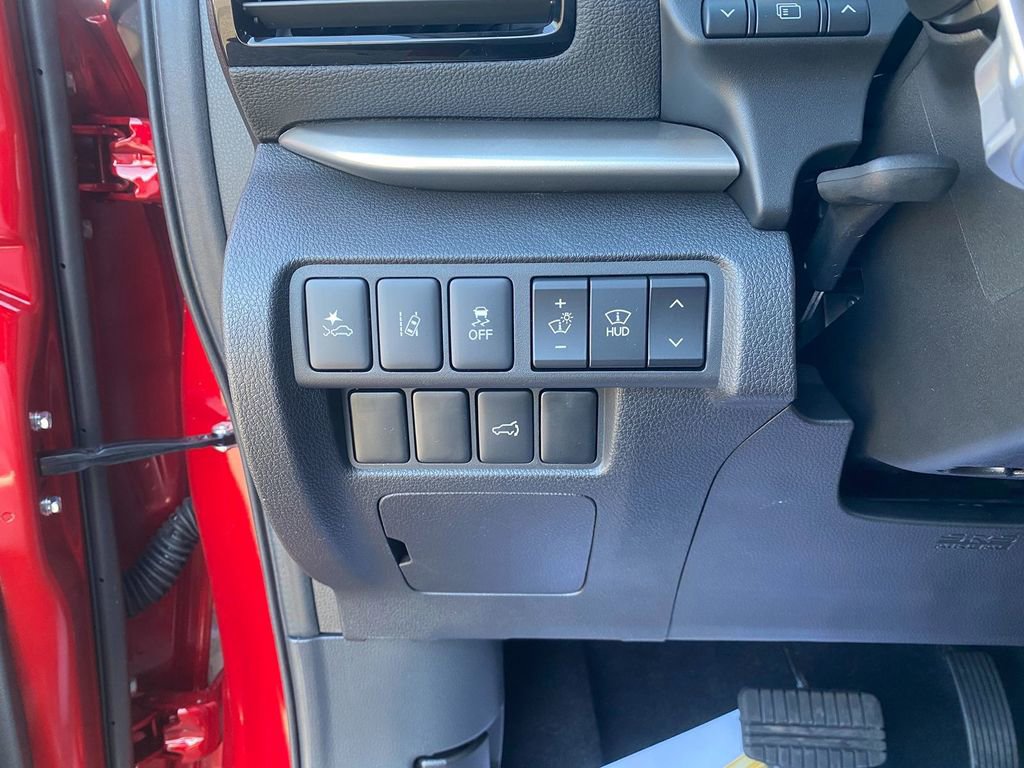 New 2026 Mitsubishi Eclipse Cross SEL image 14