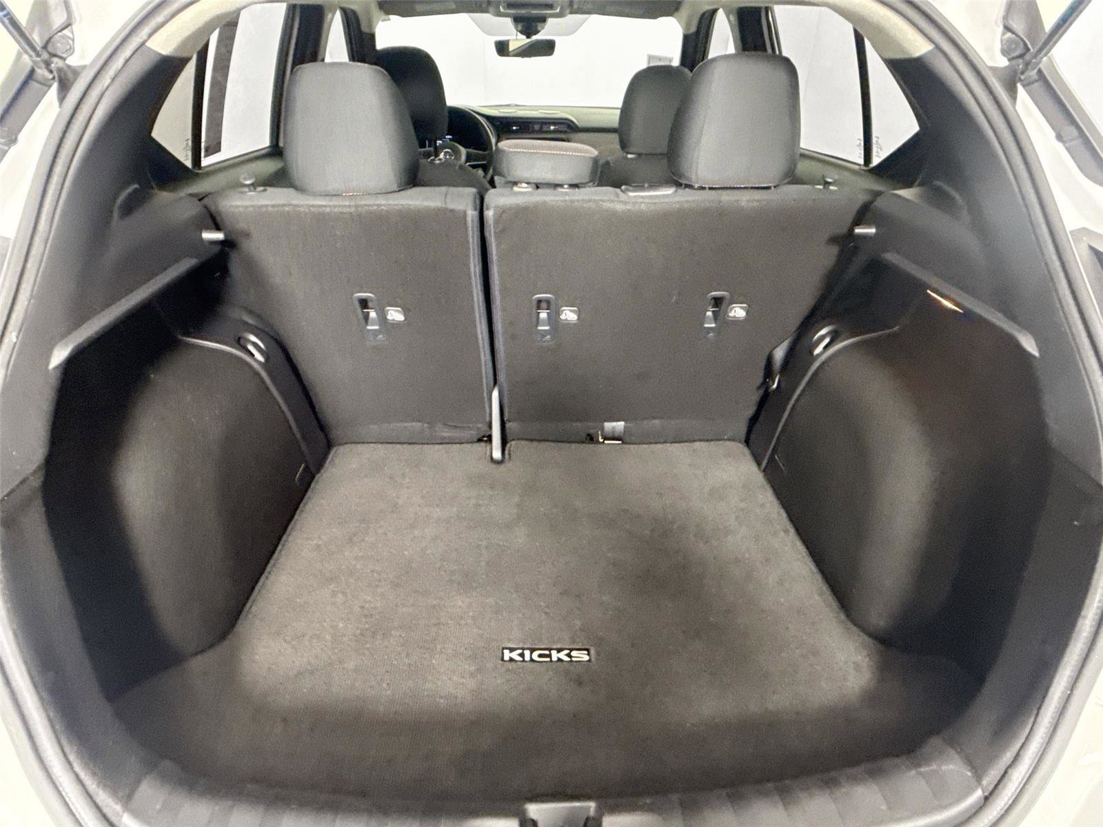 Used 2021 Nissan Kicks SR w/ Interior Electronics Package image 34