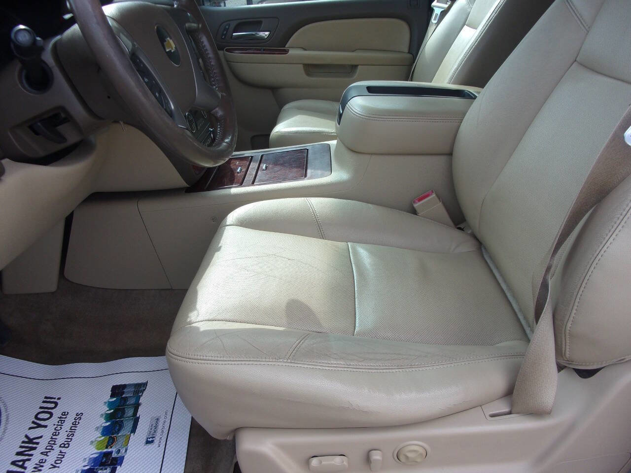 Used 2013 Chevrolet Suburban LTZ AWD/4WD image 12