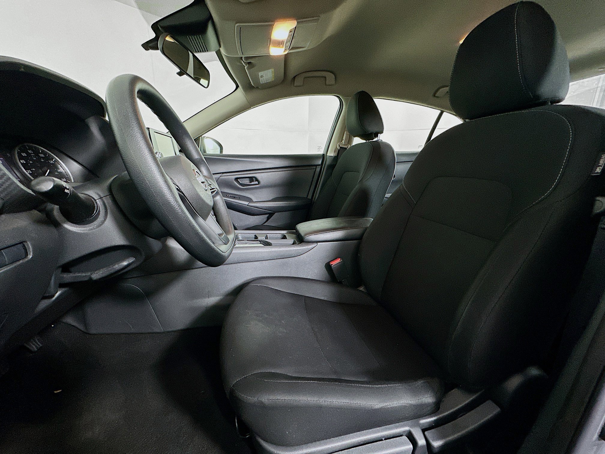 Used 2025 Nissan Sentra S image 13