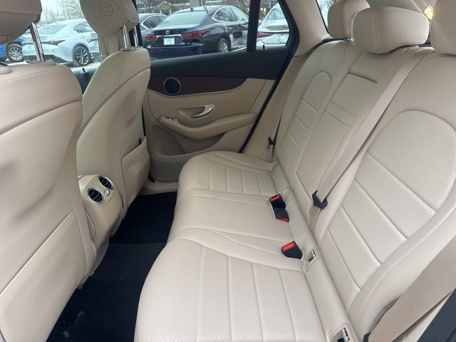 Used 2021 Mercedes-Benz GLC 300 4MATIC image 30