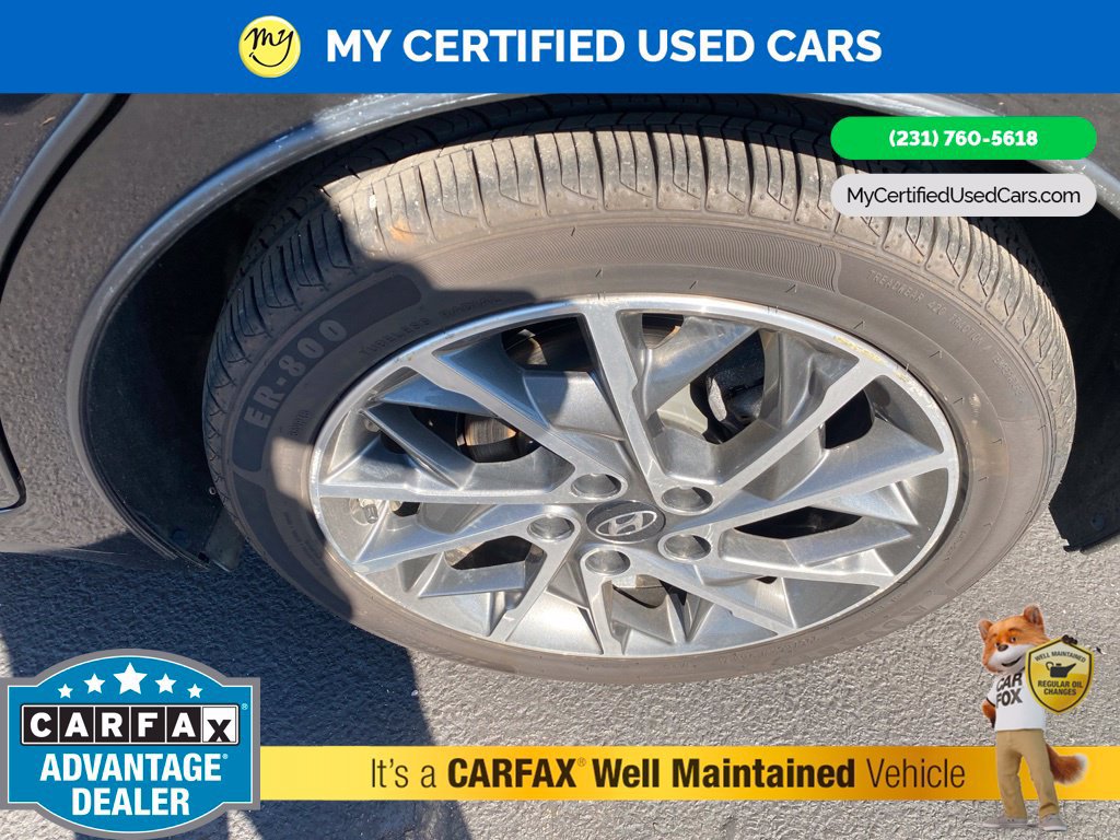 Used 2019 Hyundai Elantra Limited FWD image 42