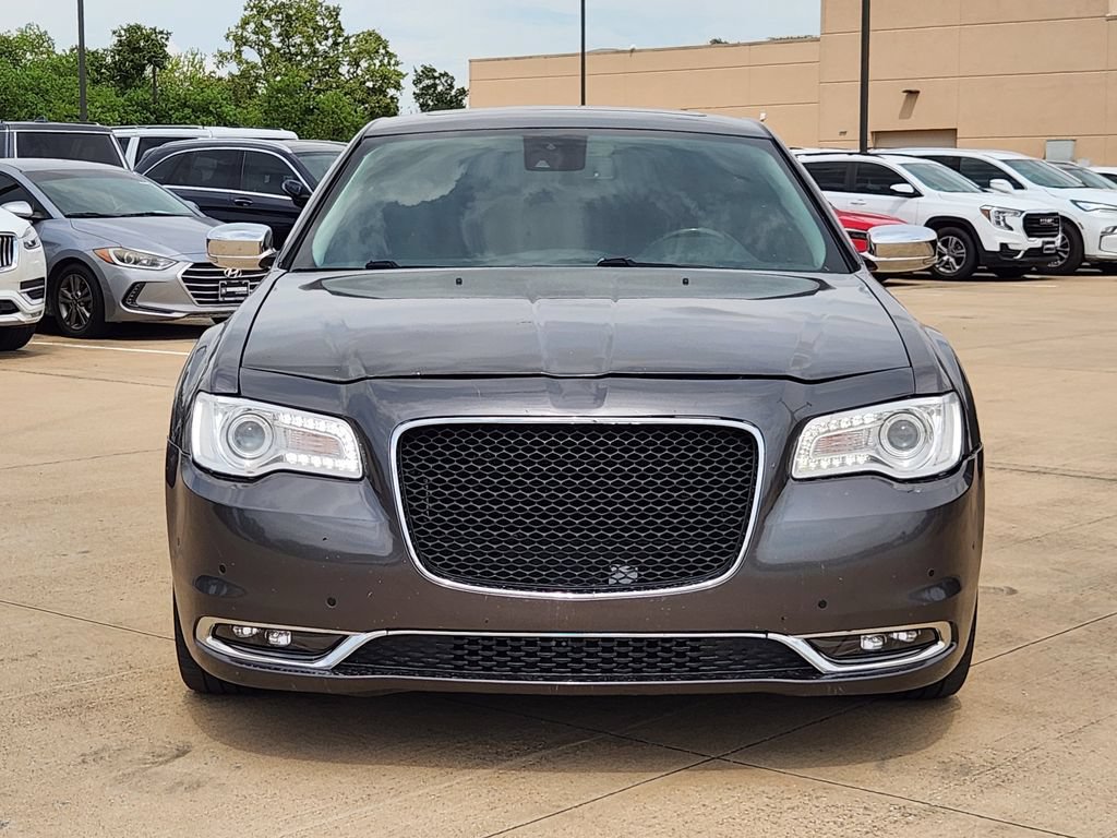 Used 2019 Chrysler 300 Limited w/ Safetytec Plus Group RWD image 2