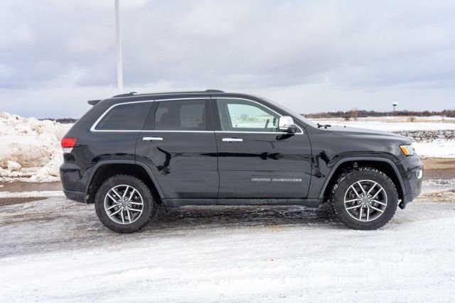 Used 2021 Jeep Grand Cherokee Limited w/ Trailer Tow Group IV image 8