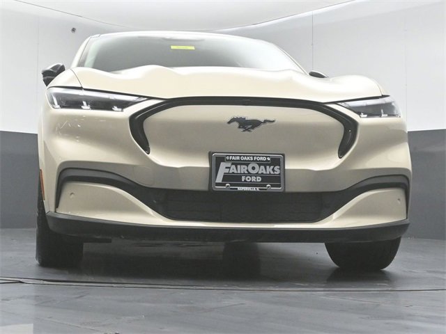Used 2025 Ford Mustang Mach-E Premium image 34