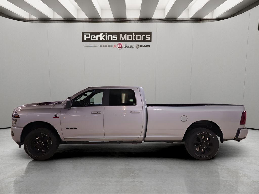 New 2026 RAM 2500 Laramie AWD/4WD image 2