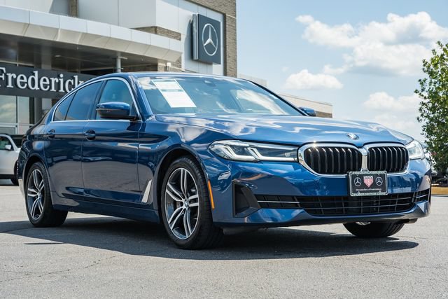 Used 2023 BMW 530i xDrive w/ Convenience Package AWD/4WD video 1