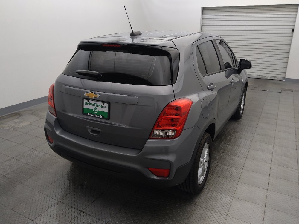 Used 2020 Chevrolet Trax LS FWD image 7