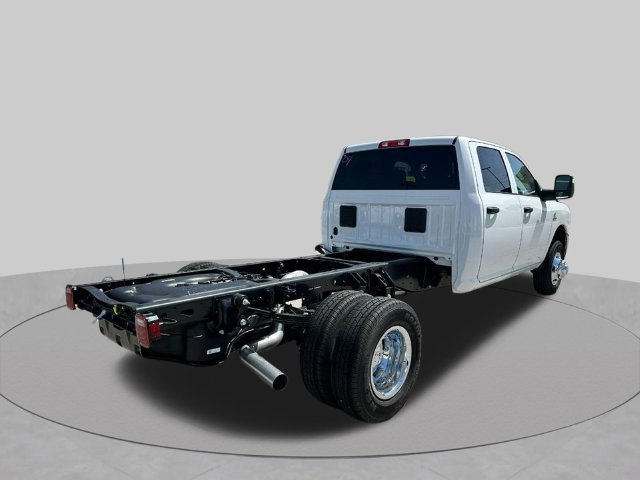 New 2026 RAM 3500 Tradesman w/ Chrome Appearance Group A AWD/4WD image 3