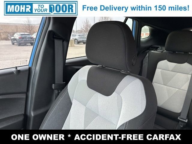 Used 2024 Chevrolet Trax RS w/ Sunroof Package image 23