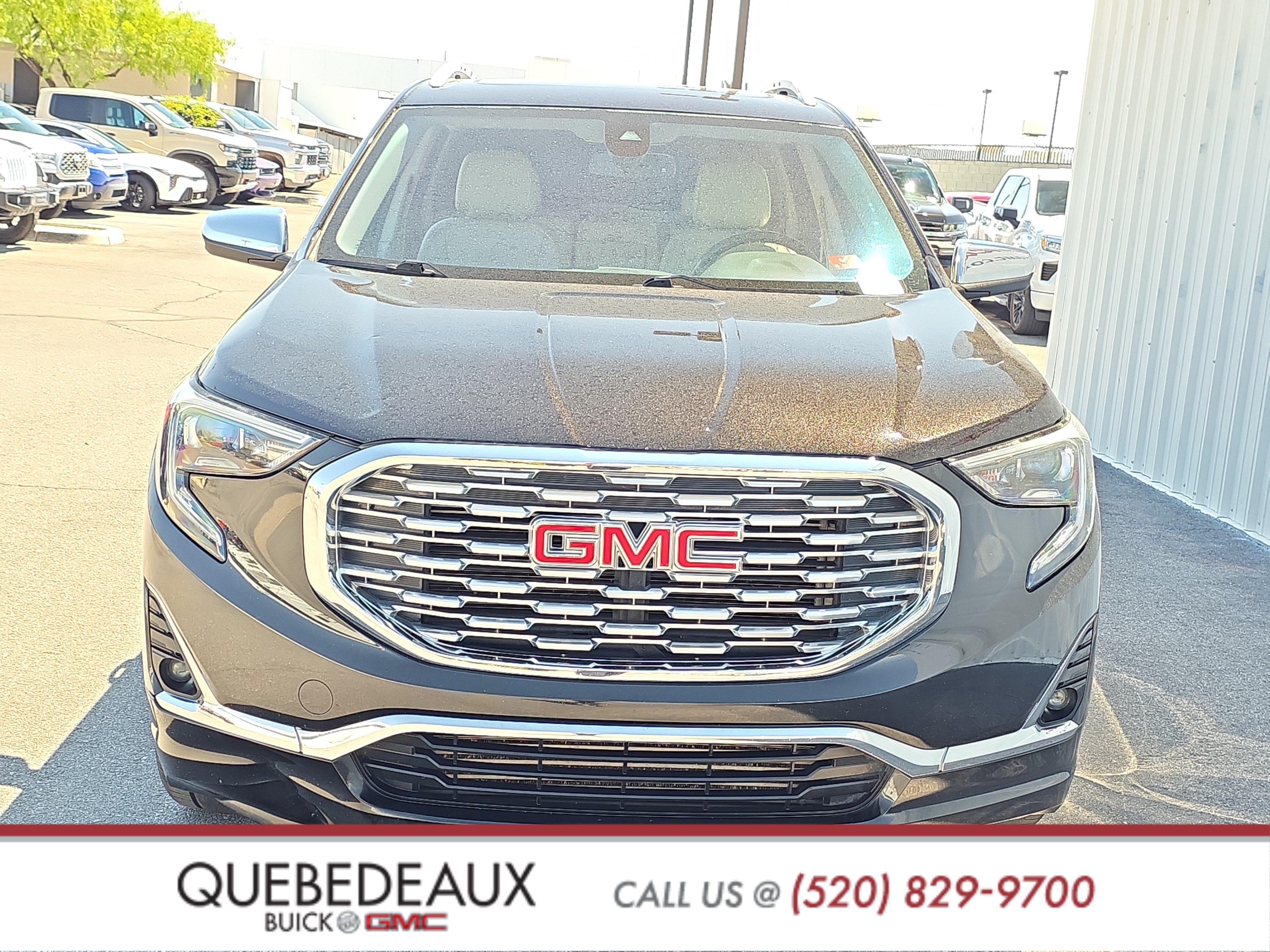 Used 2019 GMC Terrain Denali w/ Driver Alert Package II FWD image 2