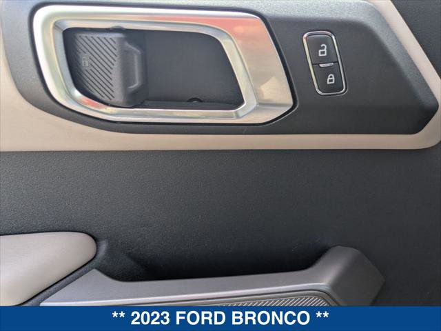 Certified 2023 Ford Bronco Wildtrak AWD/4WD image 11