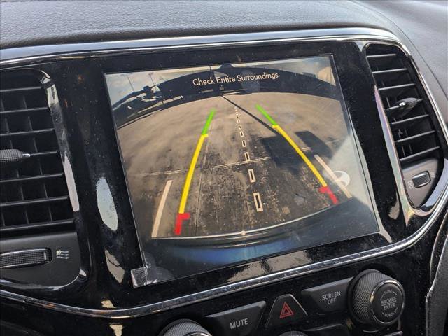 Used 2021 Jeep Grand Cherokee Overland image 12