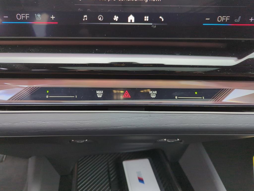 New 2024 BMW i5 eDrive40i w/ M Sport Package image 19