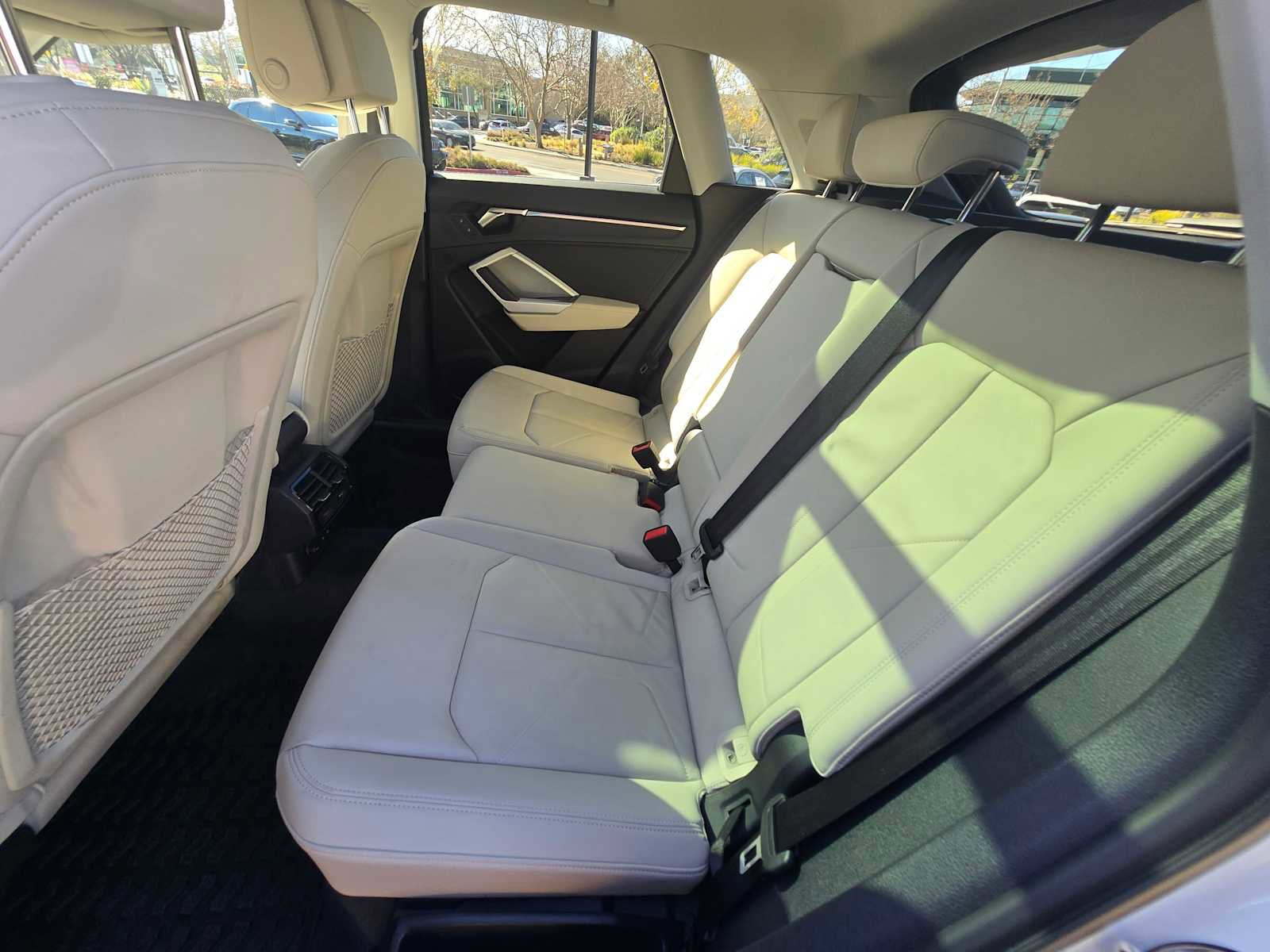 Used 2023 Audi Q3 2.0T Premium Plus w/ Premium Plus Package image 21