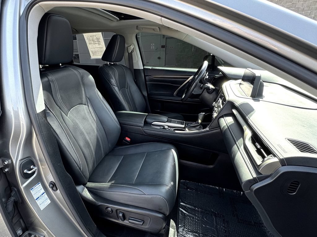 Used 2022 Lexus RX 350 AWD w/ Premium Package image 34