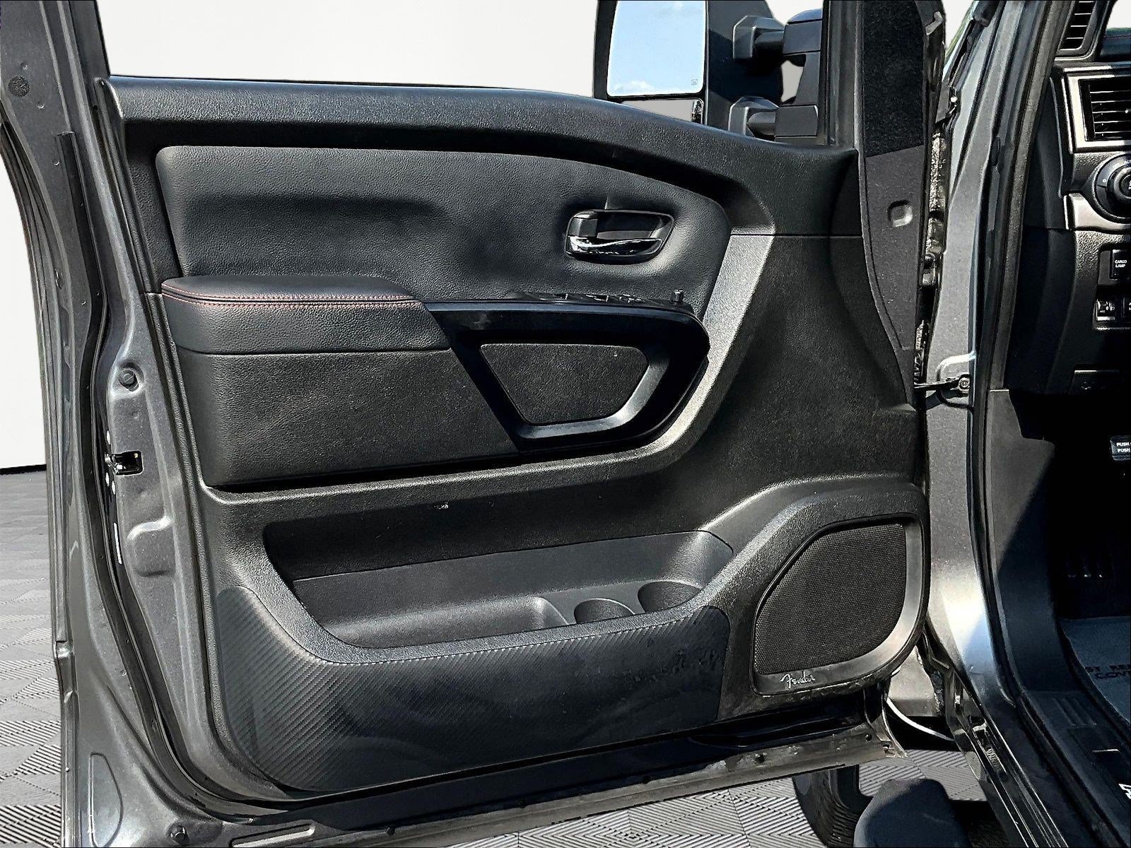 Certified 2024 Nissan Titan PRO-4X AWD/4WD image 20