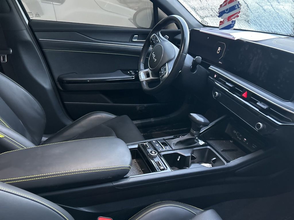 Used 2025 Kia K5 GT w/ GT1 Package FWD image 9