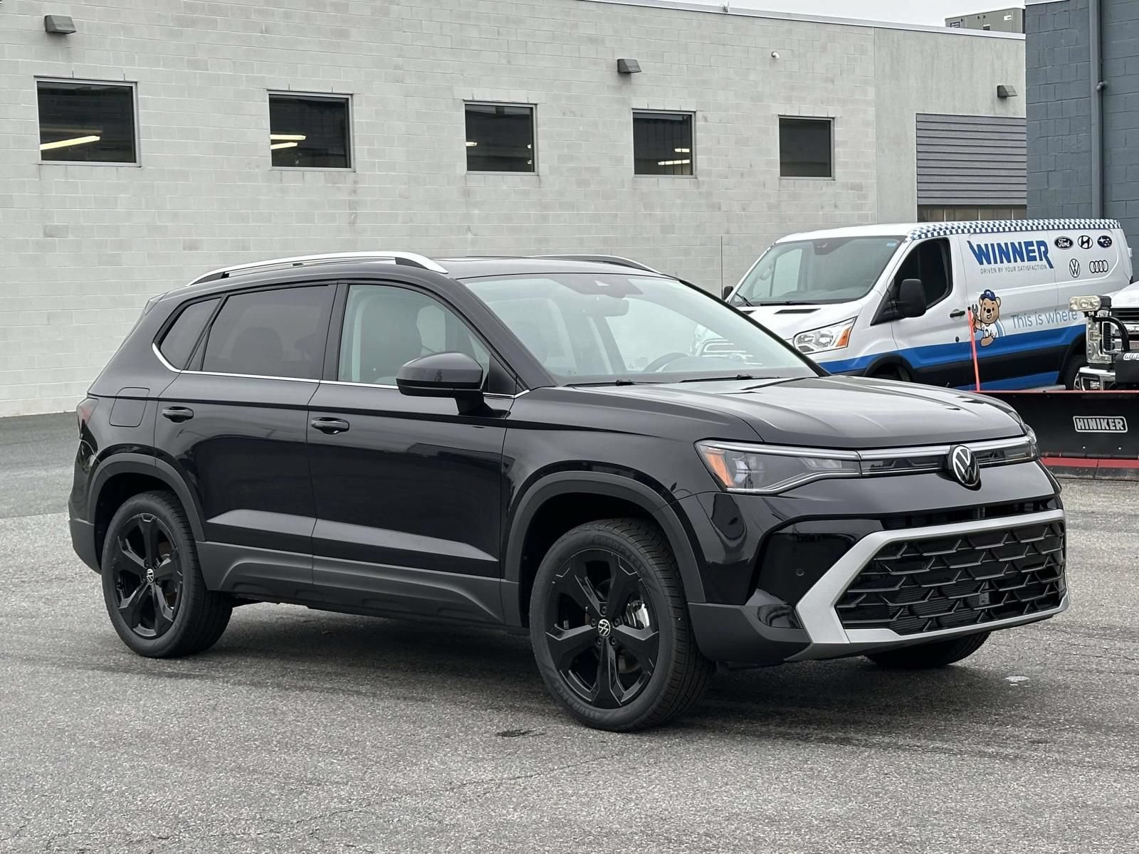 New 2026 Volkswagen Taos SEL AWD/4WD image 8
