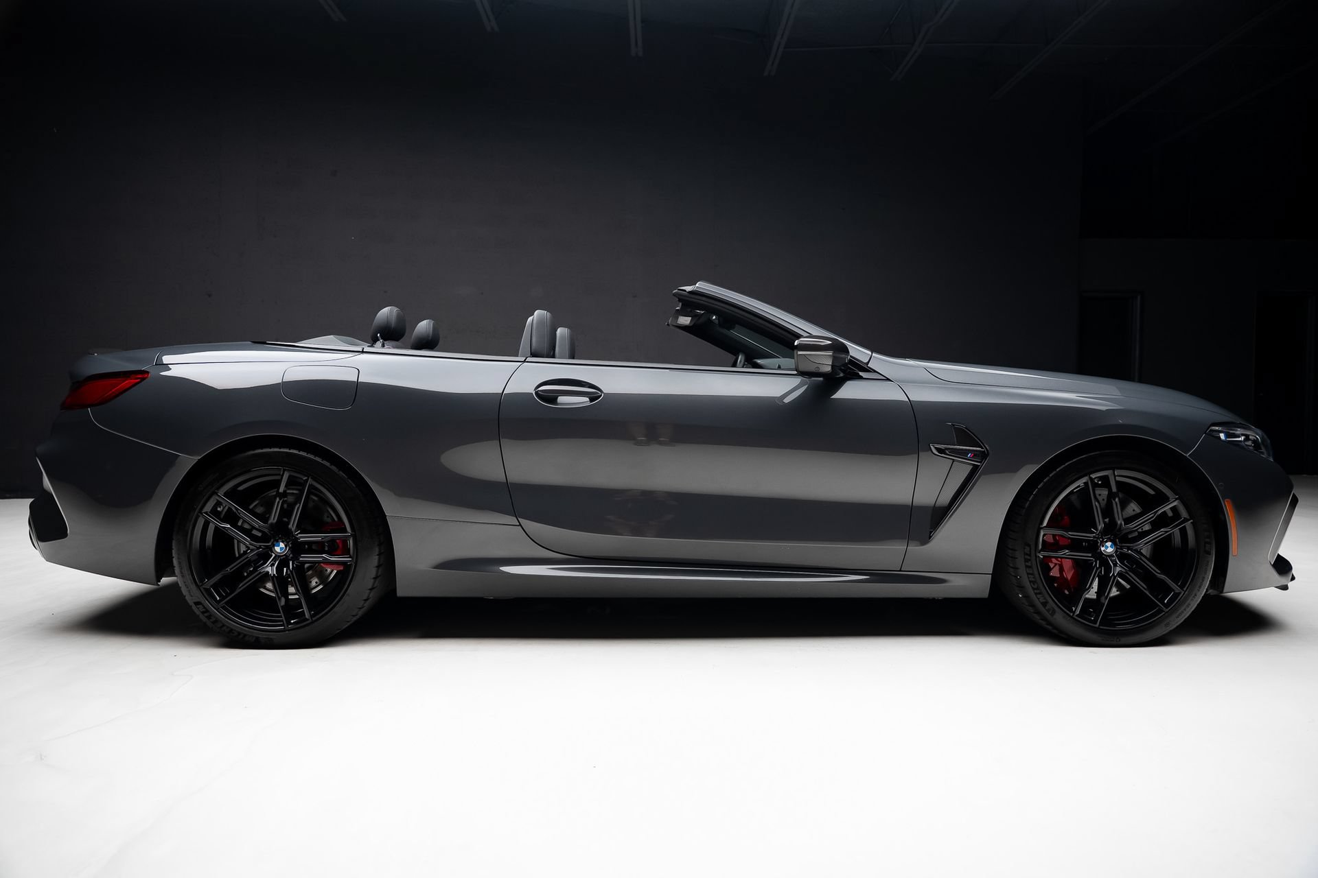 Used 2022 BMW M8 Competition w/ M Carbon Exterior Package AWD/4WD image 40