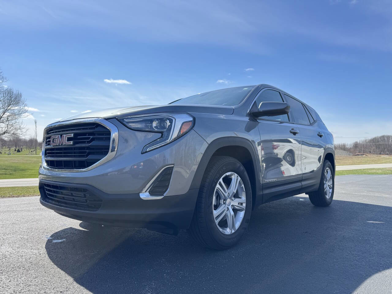 Used 2019 GMC Terrain SLE image 3
