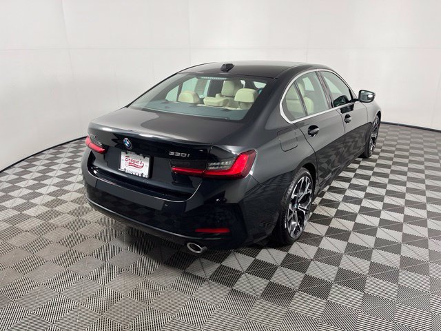 Used 2025 BMW 330i xDrive Sedan w/ Premium Package AWD/4WD image 6
