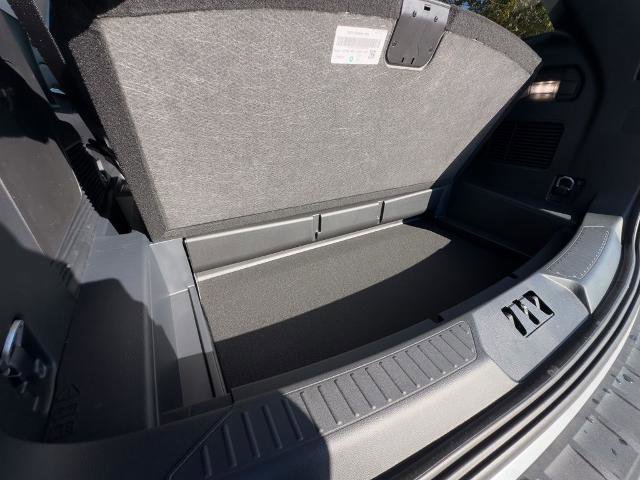 New 2026 Ford Explorer Active w/ Active Comfort Package image 32