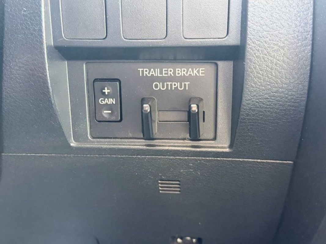 Used 2020 Toyota Tundra SR image 25